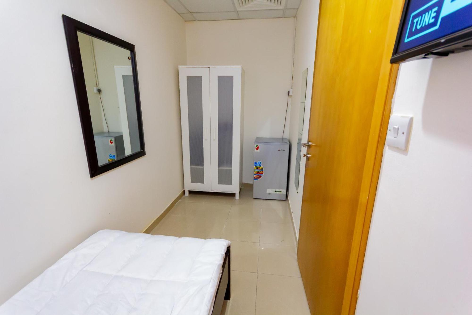 Small Budget Rooms For 'Girls' Only In Dubai, Marina Kültér fotó